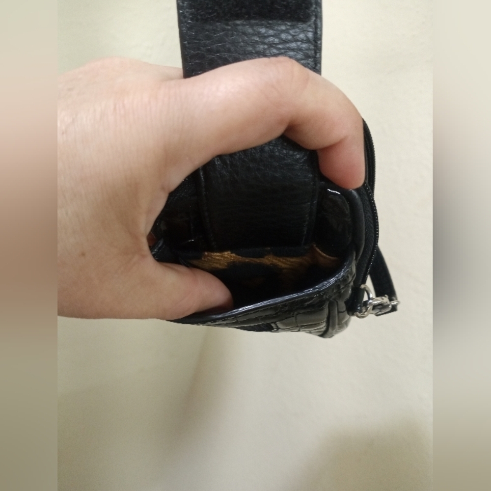 Elegant Black Mini Bag - Picture 4 of 6